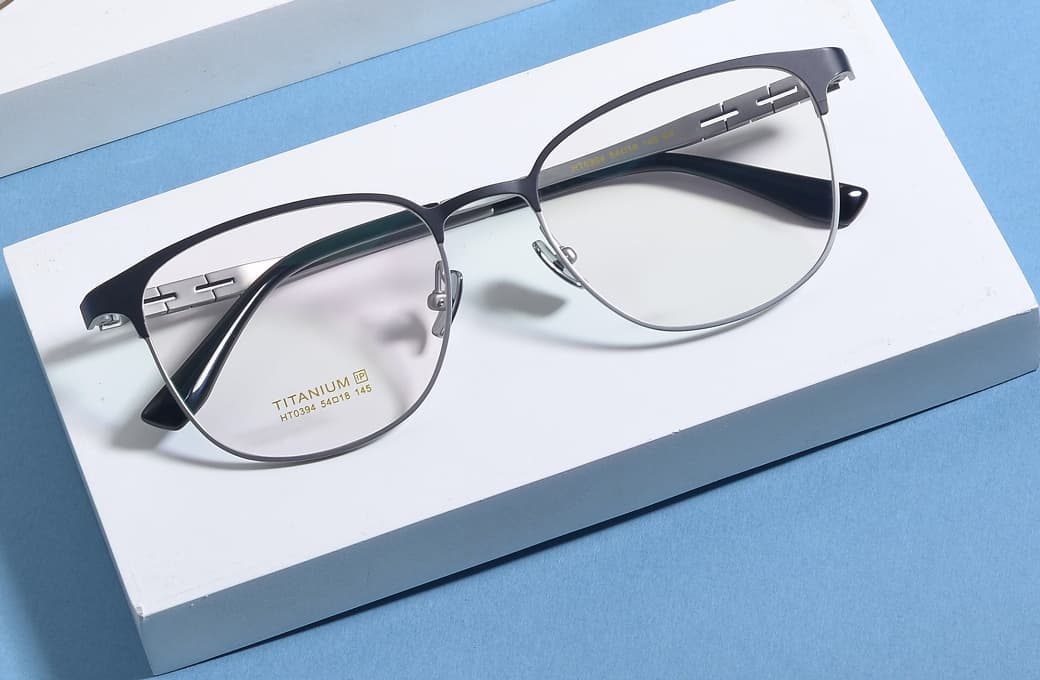 Martin Eden 產品型錄