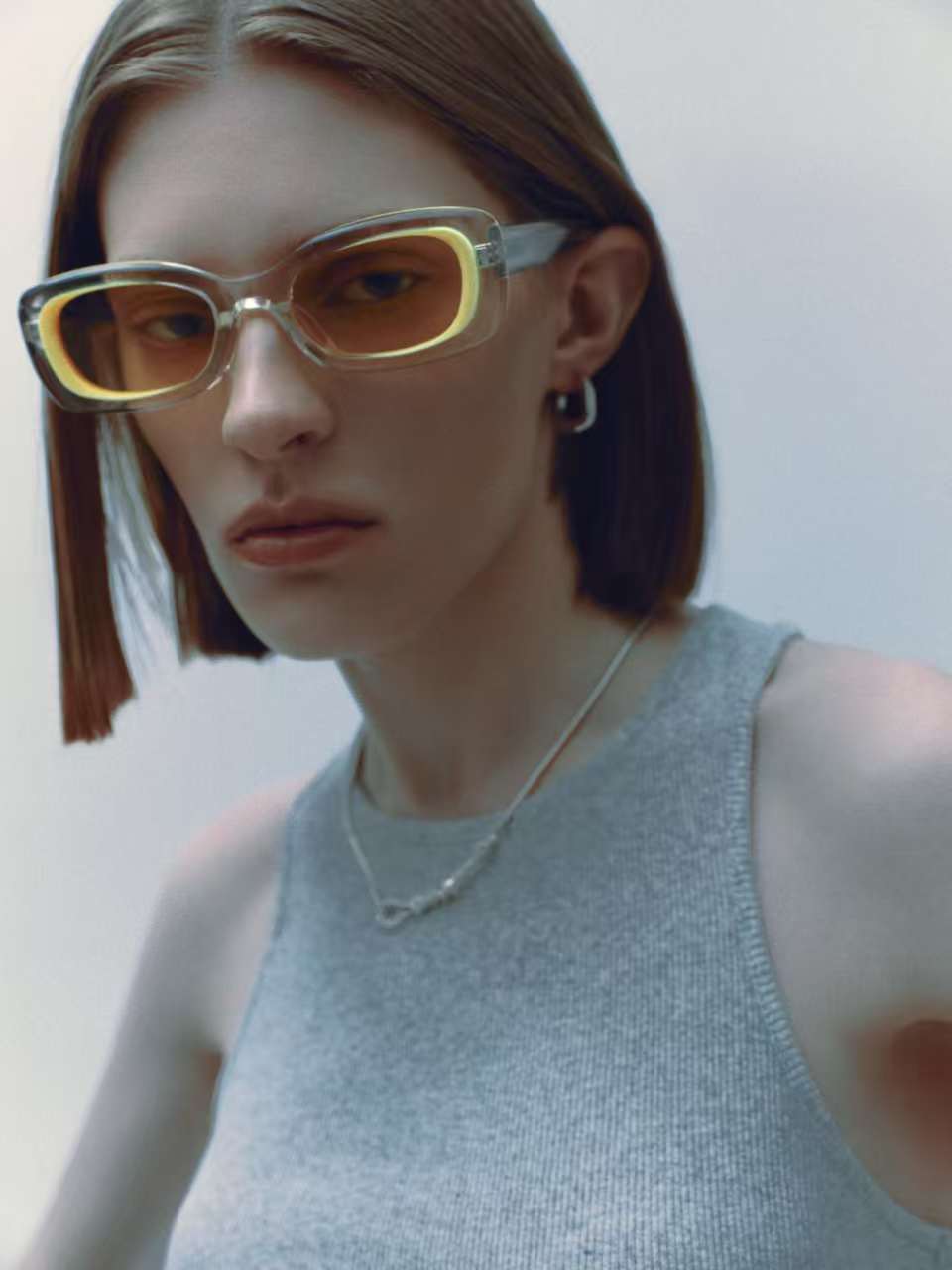 LOW GENDER 展示照